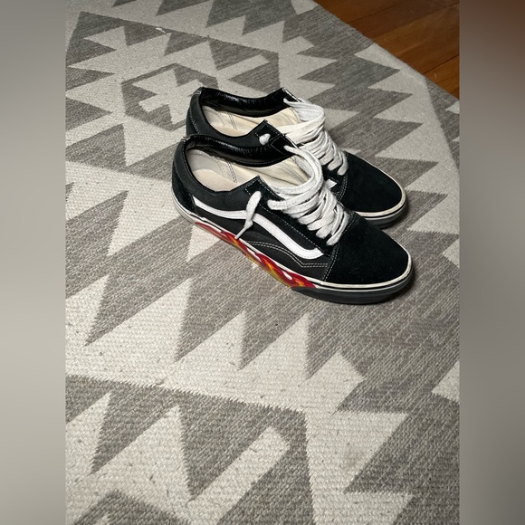 Men’s Black Vans with Flames - Picture 3 of 3